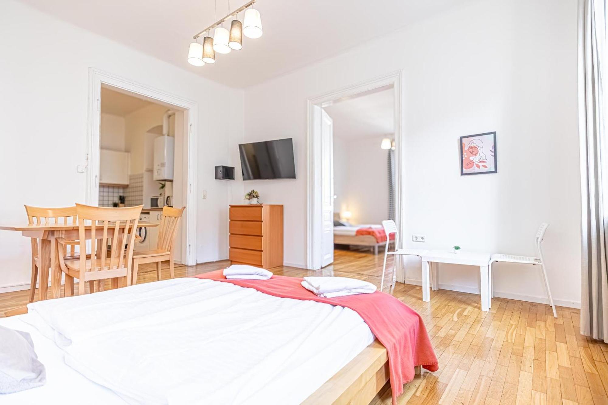 Simple Apartment Near Wiener Stadthalle المظهر الخارجي الصورة