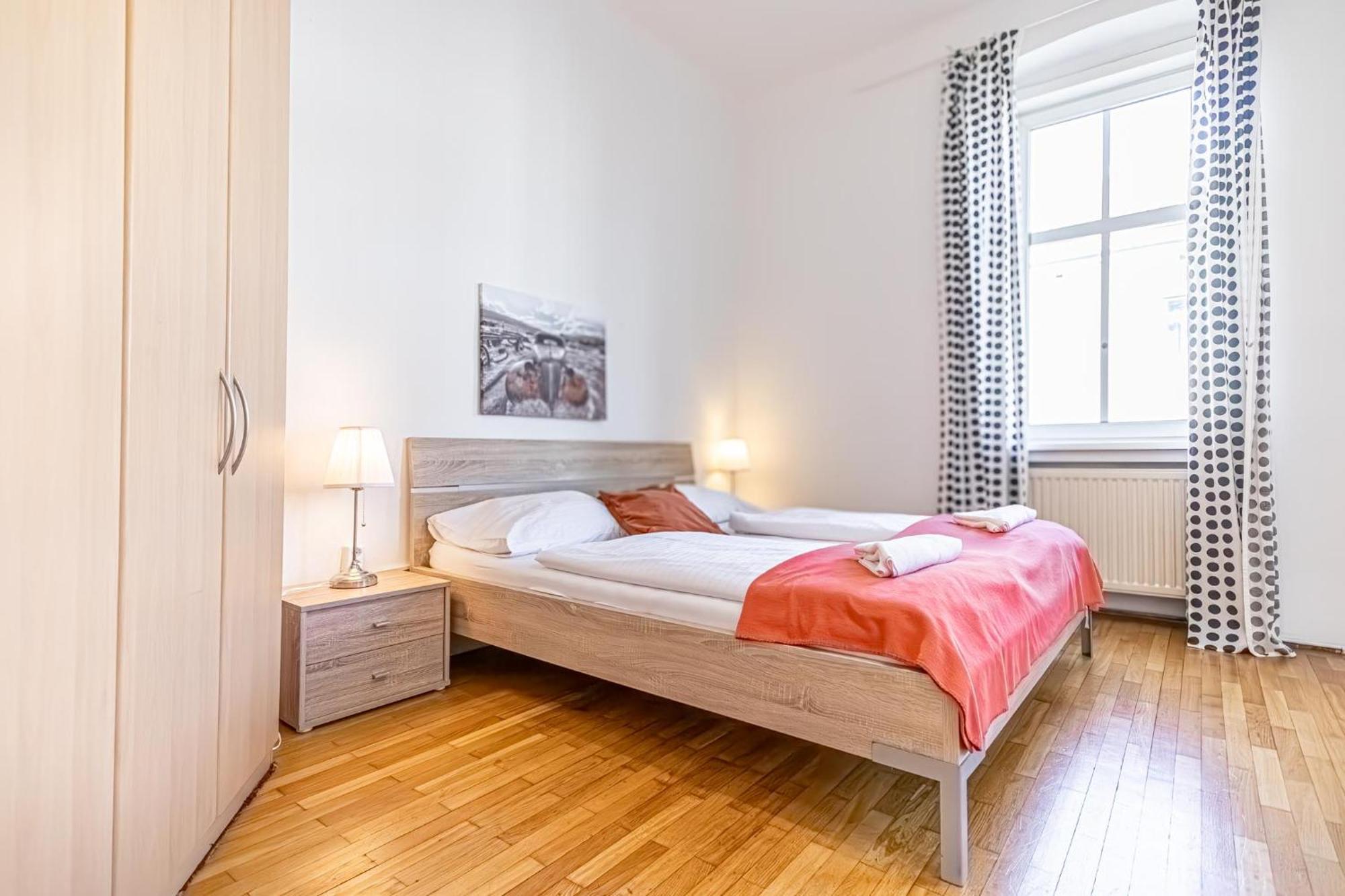 Simple Apartment Near Wiener Stadthalle المظهر الخارجي الصورة